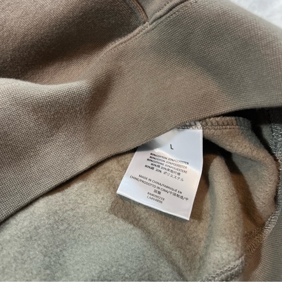 NWT Fear of God Essentials Essentials Hoodie 'Desert Taupe' - Picture 3 of 4